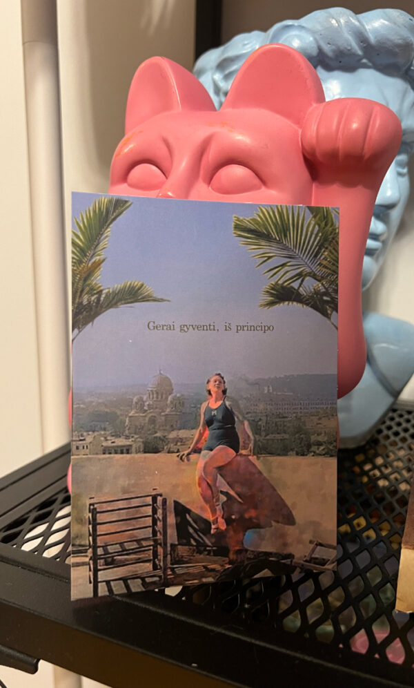 Gerai gyventi postcard